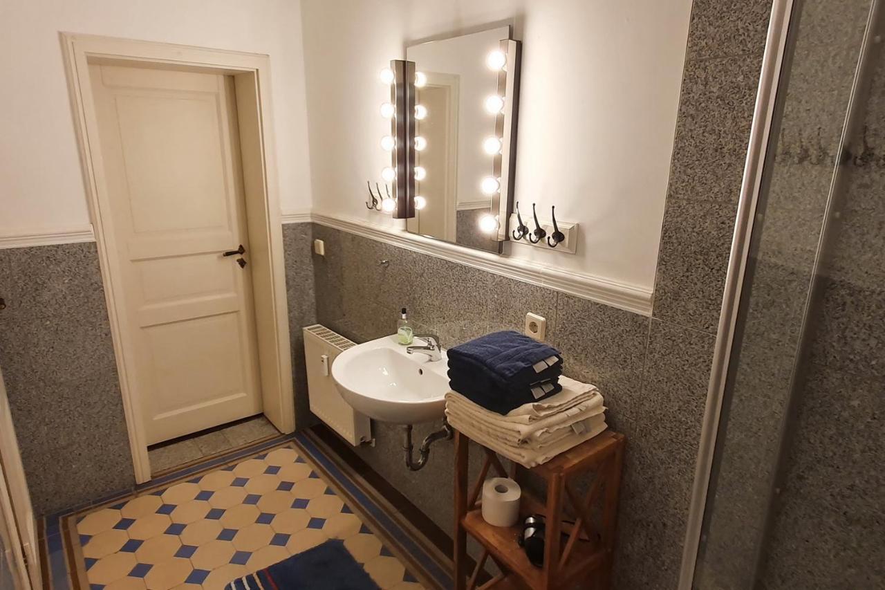 Ferienwohnungen Villa Haniel Carl Dresda Esterno foto