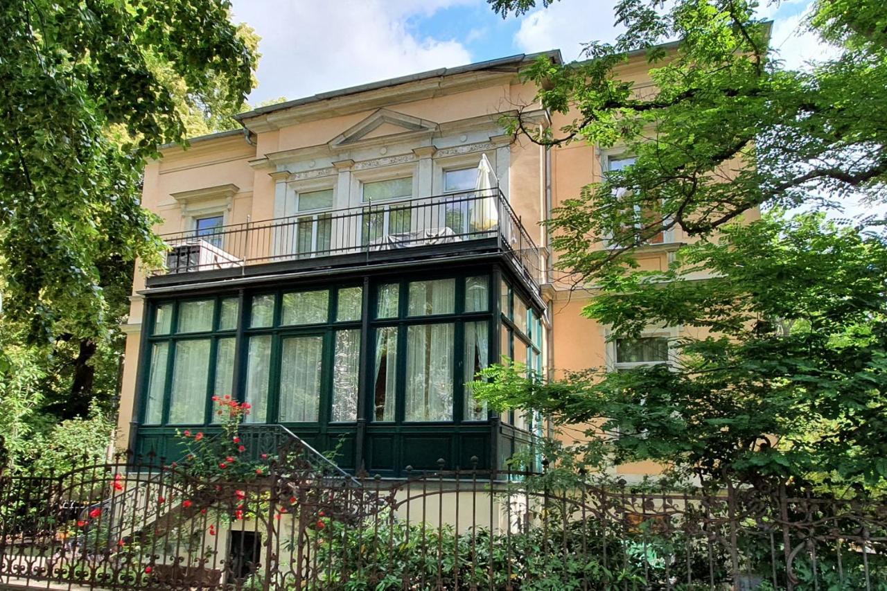 Ferienwohnungen Villa Haniel Carl Dresda Esterno foto